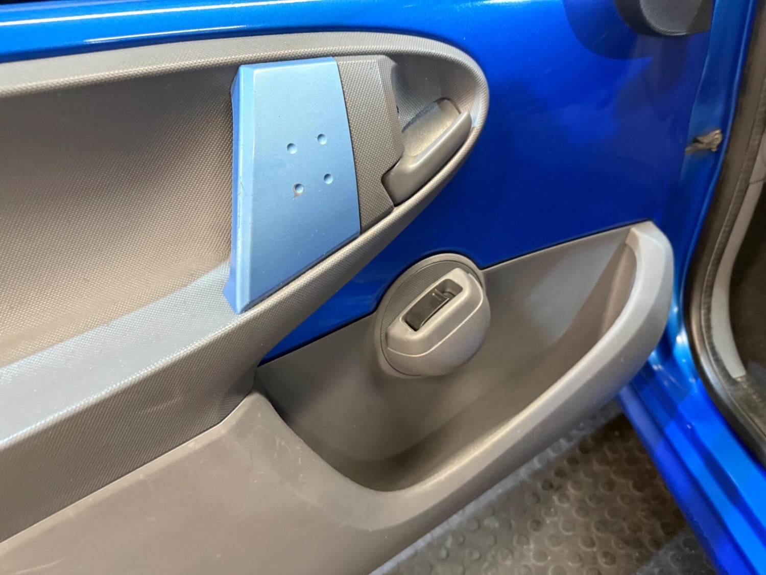 Used Peugeot 107 2010 for sale - 76994989: Photo 21