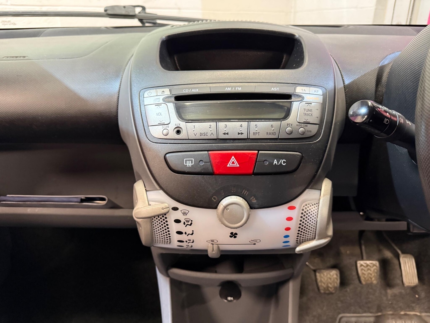 Vehicle 28