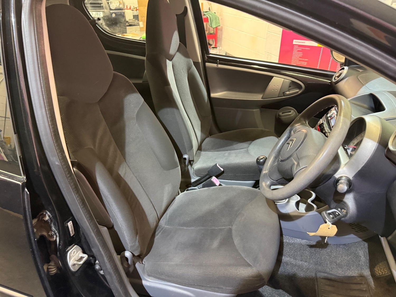 Used Citroen C1 2008 for sale - 76702352: Photo 36