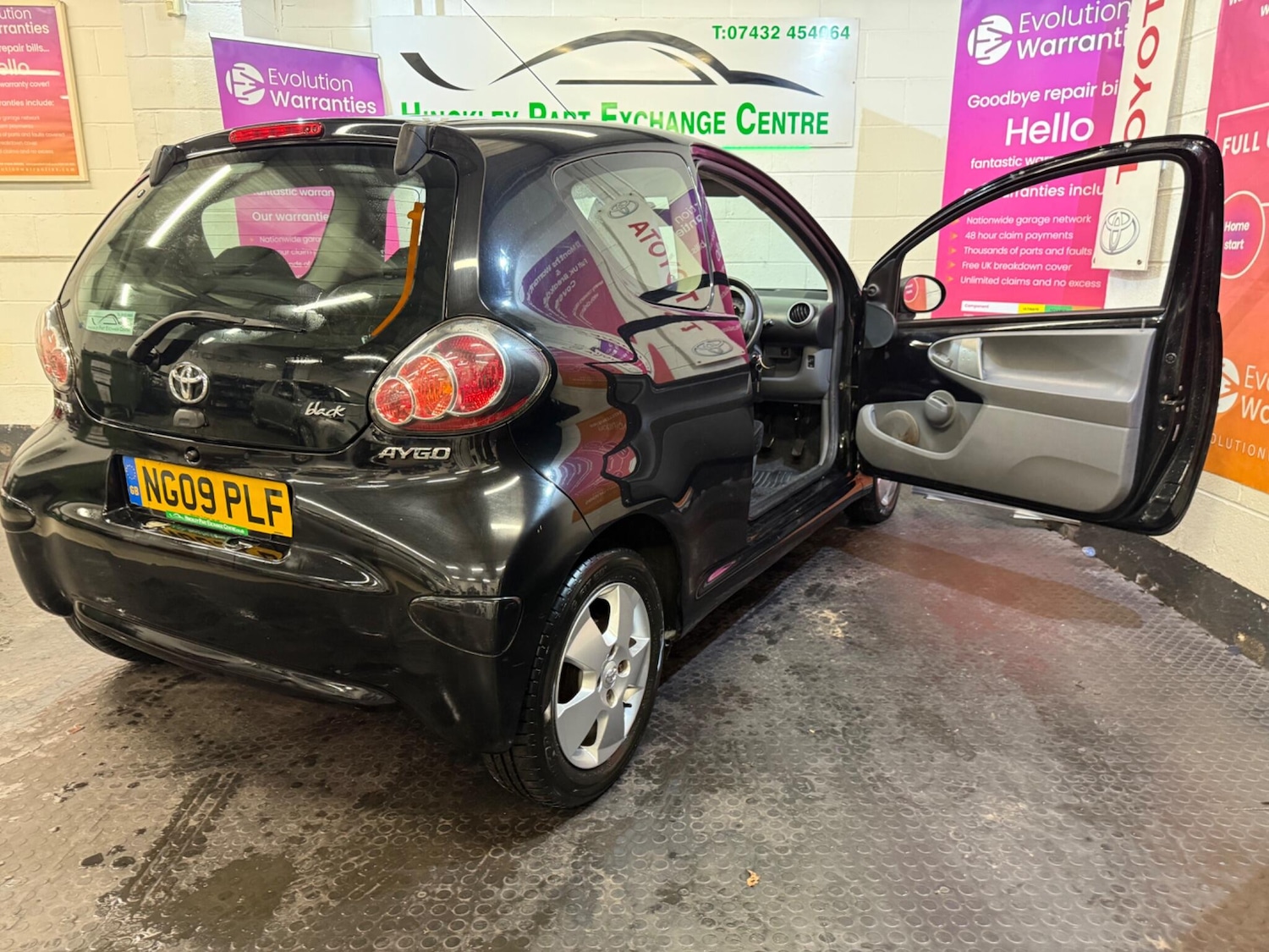 Used Toyota AYGO 2009 for sale - 76592924: Photo 11