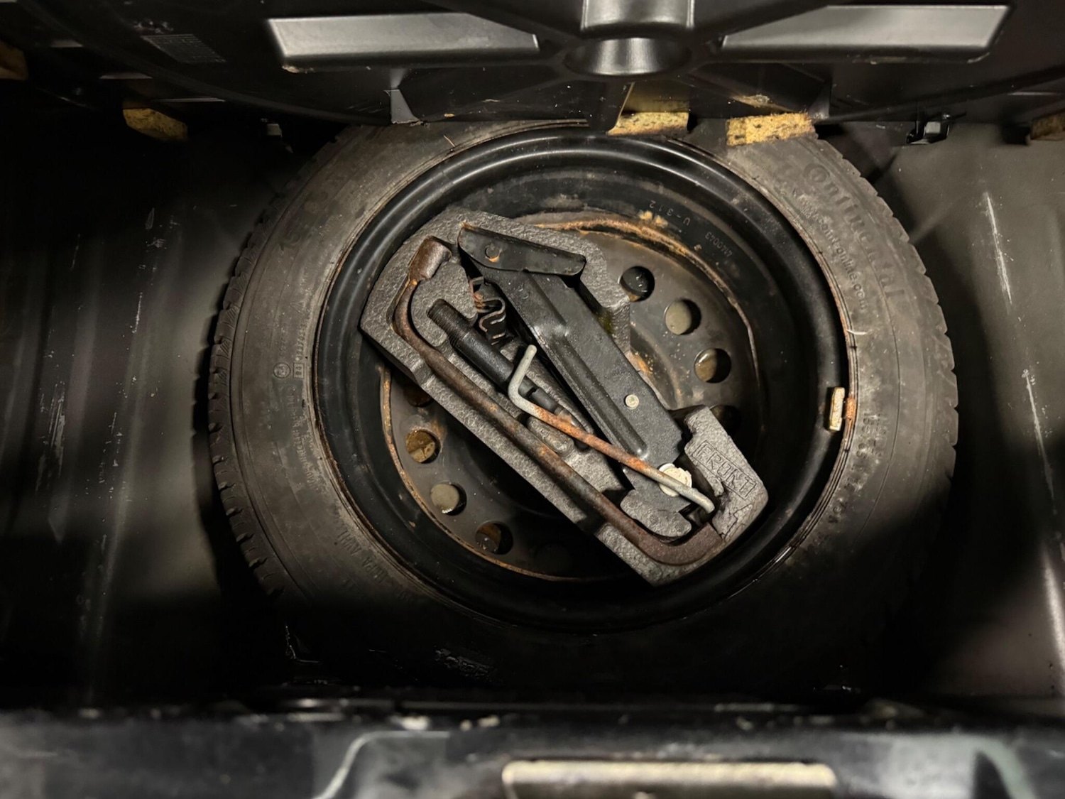 Used Toyota AYGO 2009 for sale - 76592924: Photo 16