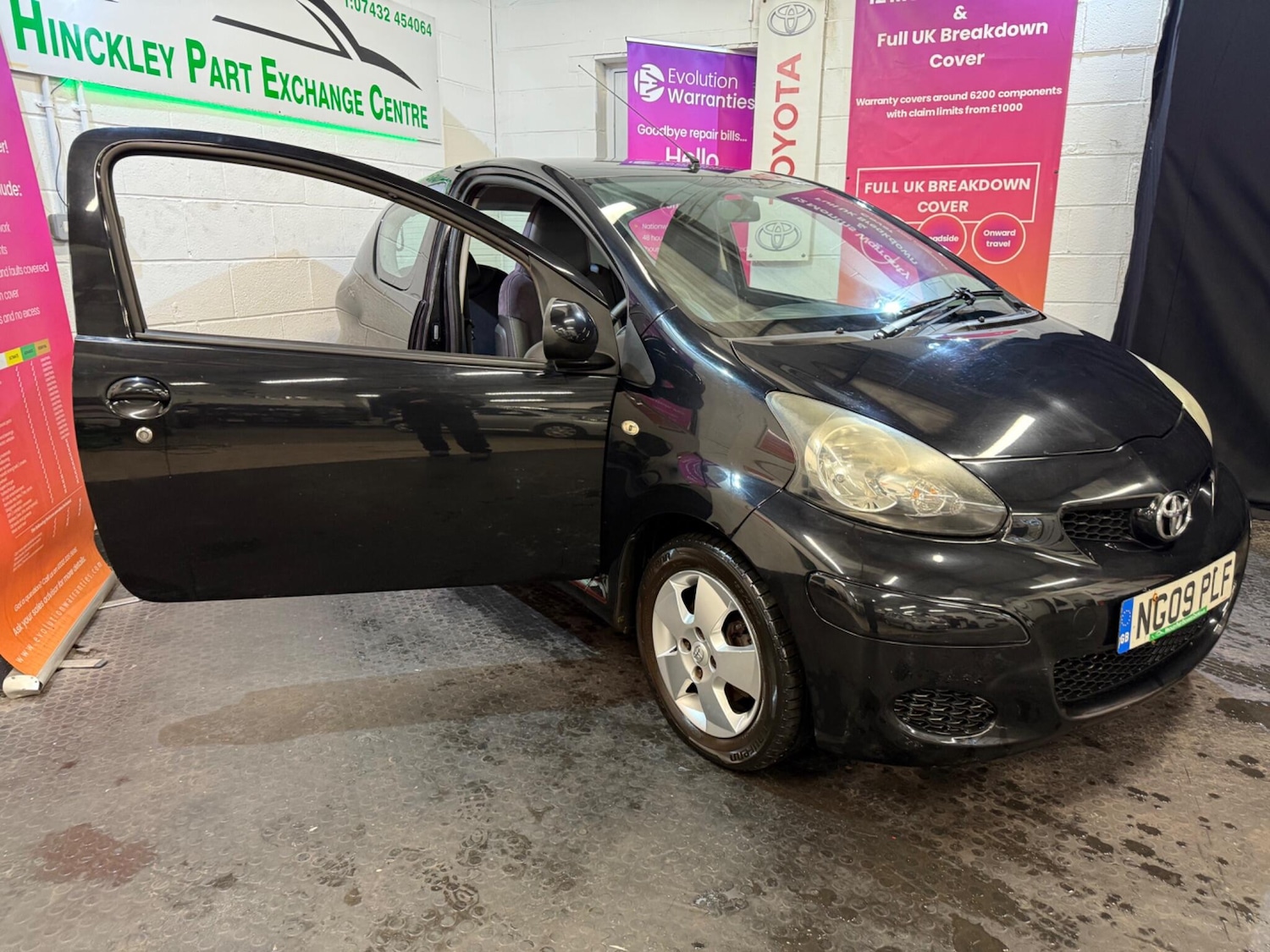 Used Toyota AYGO 2009 for sale - 76592924: Photo 9