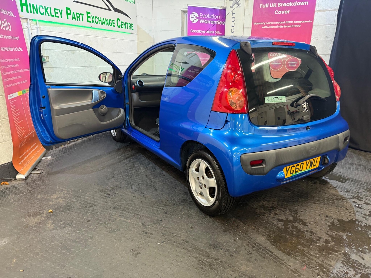 Used Peugeot 107 2010 for sale - 76549837: Photo 19
