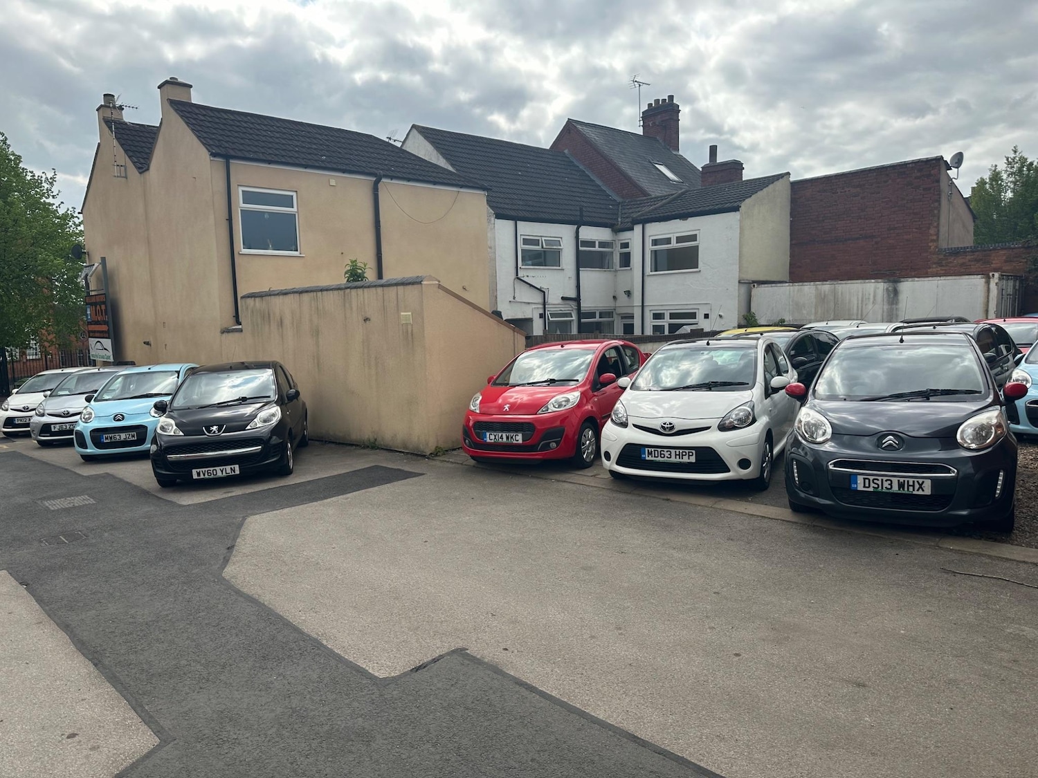 Used Peugeot 107 2010 for sale - 76549837: Photo 40