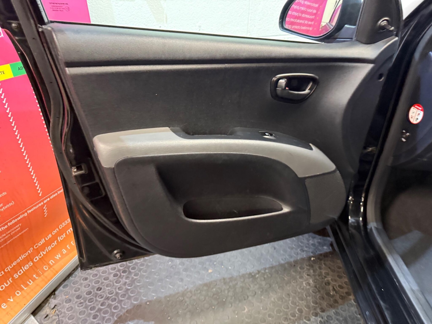 Used Hyundai i10 2012 for sale - 76433282: Photo 23