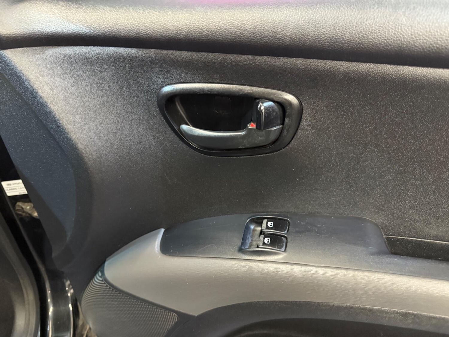 Used Hyundai i10 2012 for sale - 76433282: Photo 34