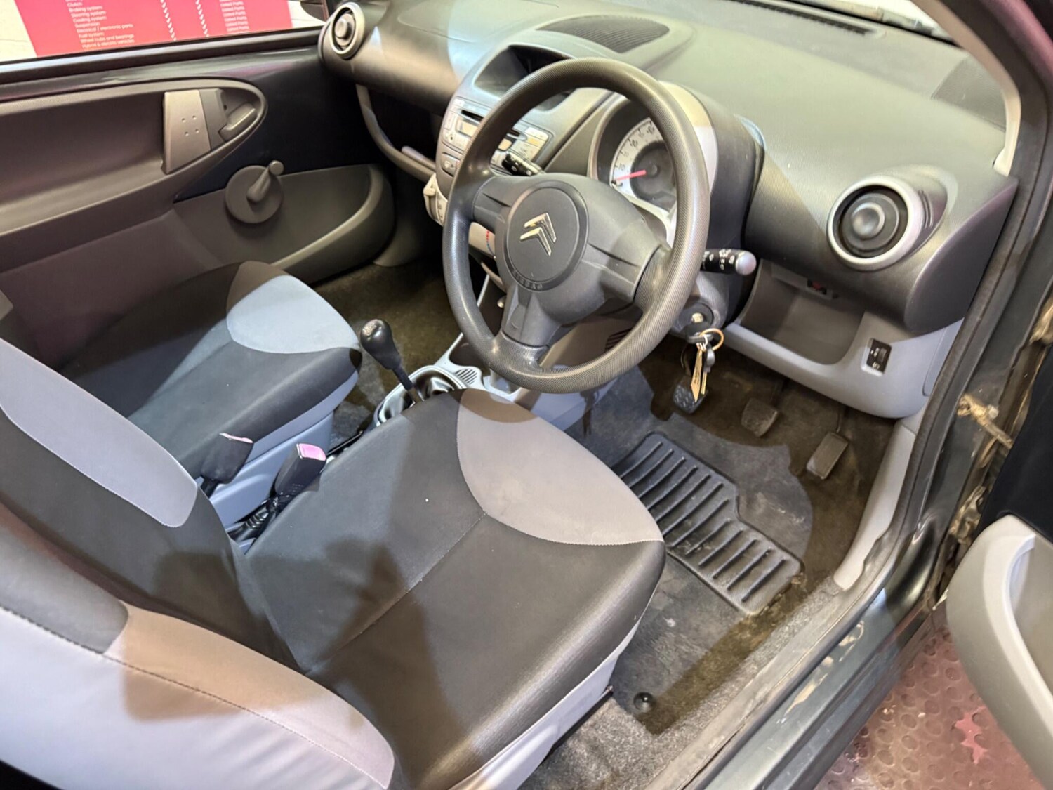 Vehicle 29