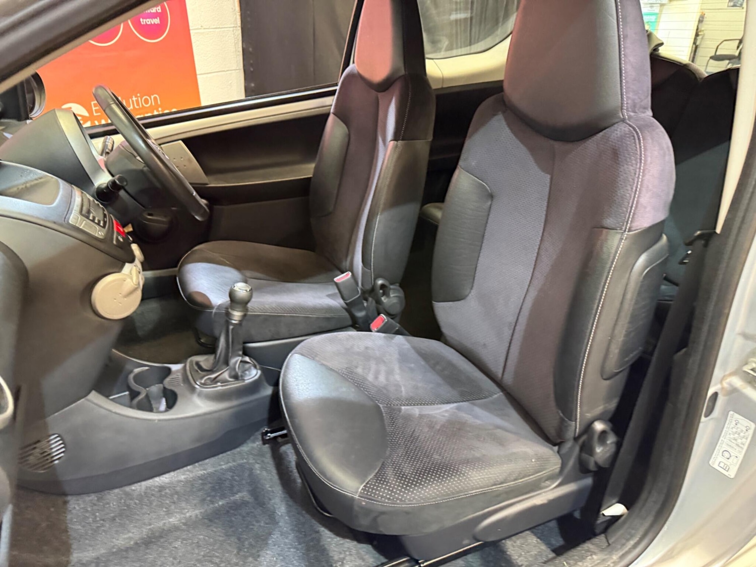 Used Toyota AYGO 2012 for sale - 76359938: Photo 24