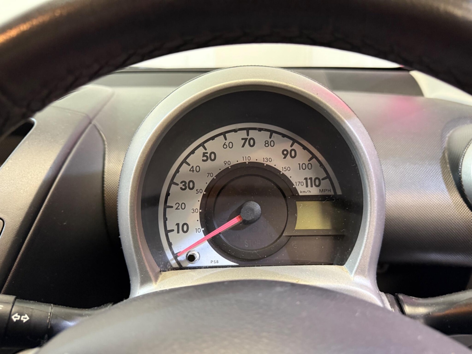 Used Toyota AYGO 2012 for sale - 76359938: Photo 32