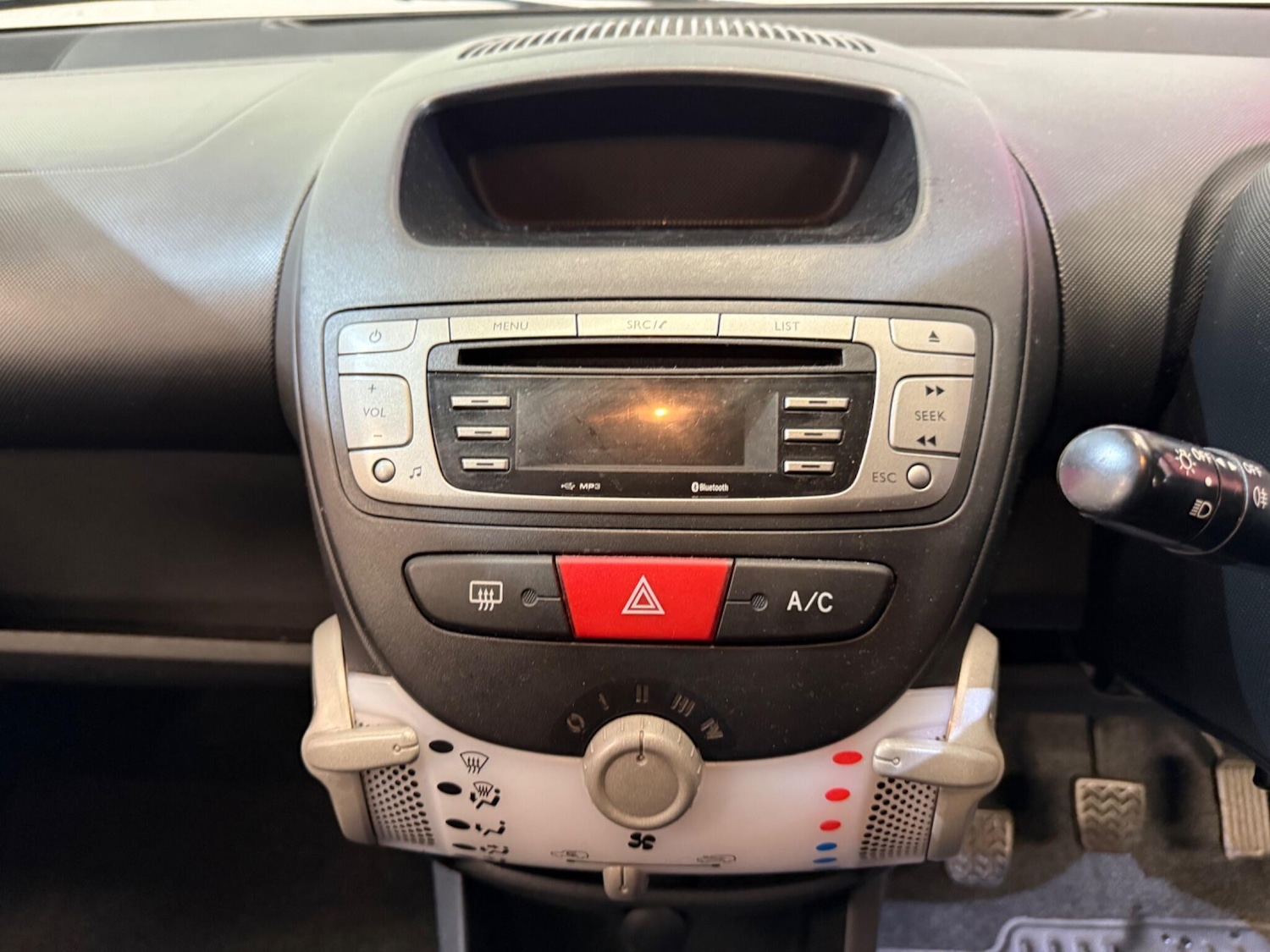 Used Toyota AYGO 2012 for sale - 76359938: Photo 33