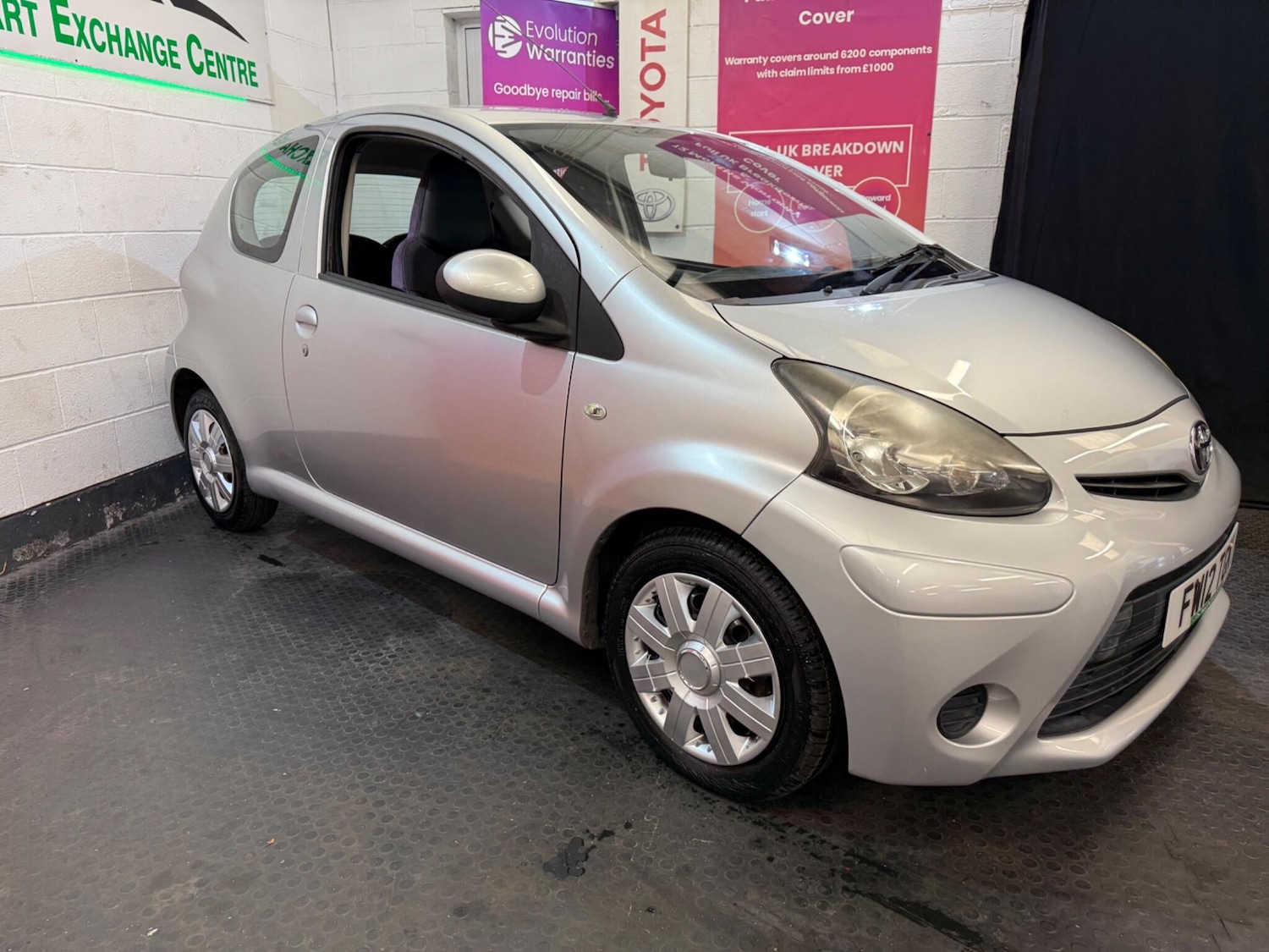 Used Toyota AYGO 2012 for sale - 76359938: Photo 8