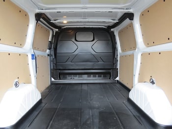 Used Ford Transit Custom 2018 for sale - 76820320: Photo