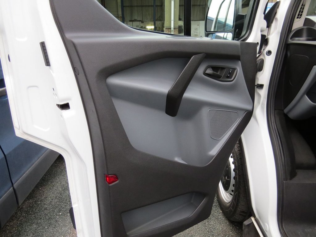 Used Ford Transit Custom 2018 for sale - 76820539: Photo 31