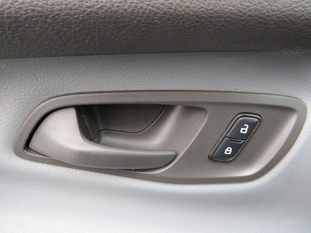 Used Ford Transit Custom 2018 for sale - 76820539: Photo 32