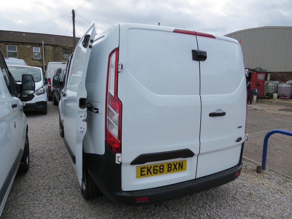 Used Ford Transit Custom 2018 for sale - 76820529: Photo 23