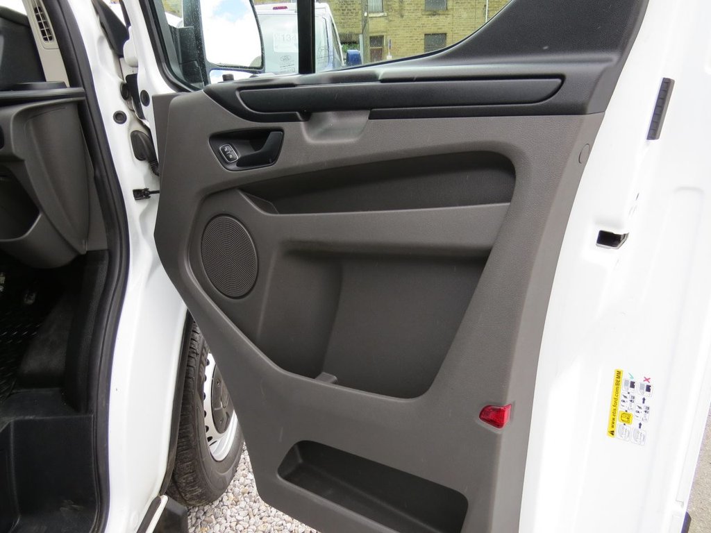 Used Ford Transit Custom 2018 for sale - 76820529: Photo 27