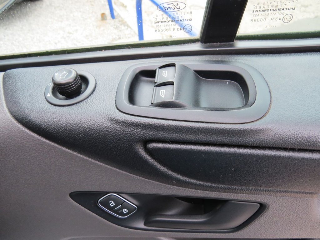 Used Ford Transit Custom 2018 for sale - 76820529: Photo 28