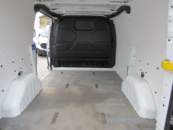 Used Ford Transit Custom 2018 for sale - 76820529: Photo