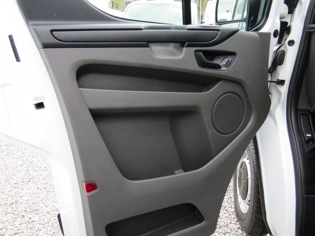 Used Ford Transit Custom 2018 for sale - 76820529: Photo 33