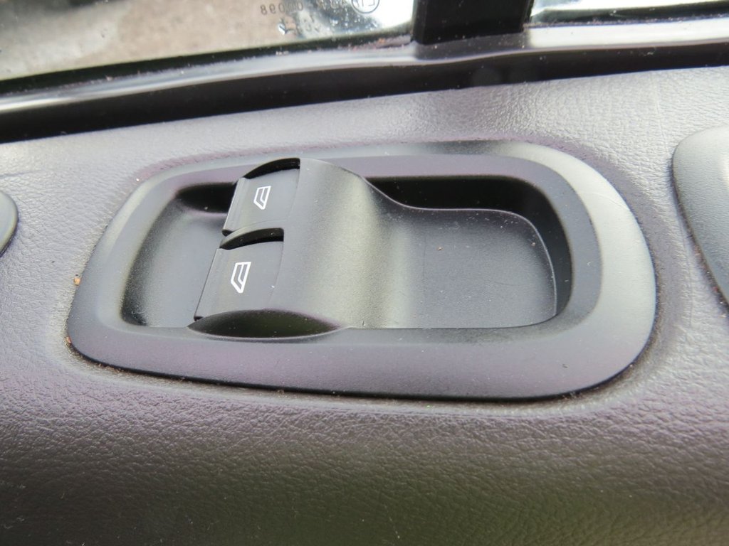 Used Ford Transit Custom 2018 for sale - 76820533: Photo 19