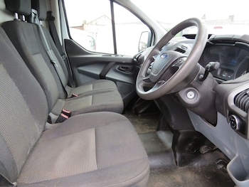 Used Ford Transit Custom 2018 for sale - 79089349: Photo