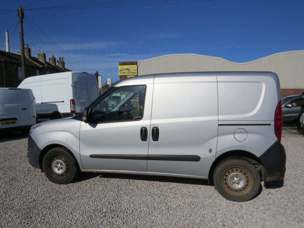 Used Vauxhall Combo 2018 for sale - 78082691: Photo 10