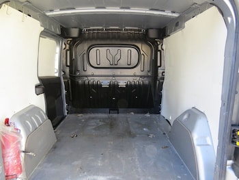 Used Vauxhall Combo 2018 for sale - 78082691: Photo