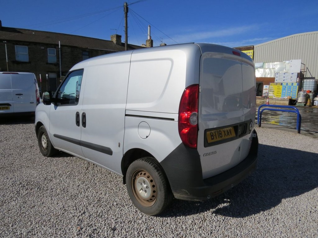 Used Vauxhall Combo 2018 for sale - 78082691: Photo 9
