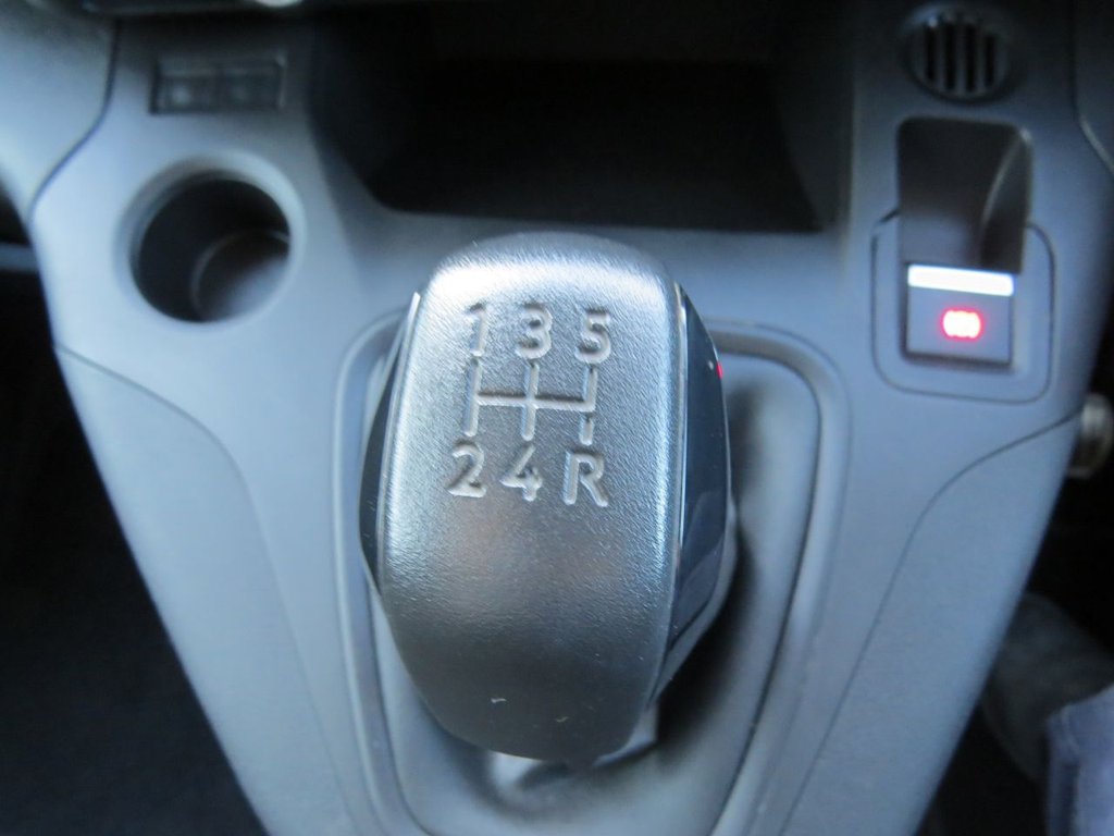 Used Peugeot Partner 2021 for sale - 76820297: Photo 24