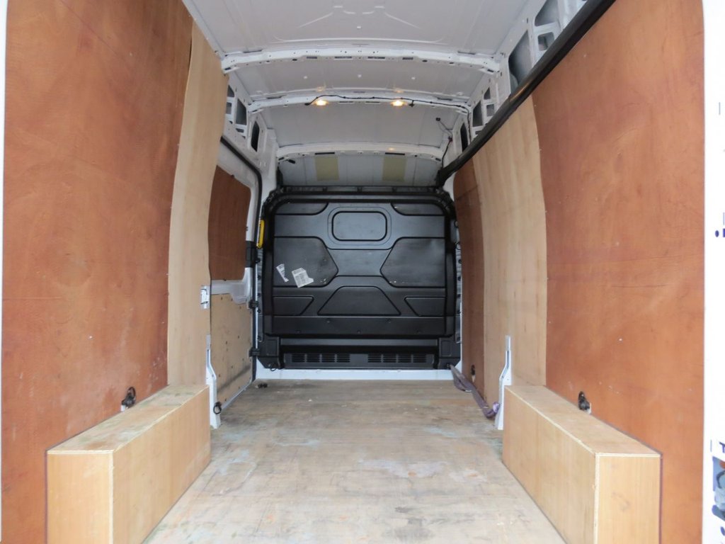 Used Ford Transit 2022 for sale - 77981601: Photo 2