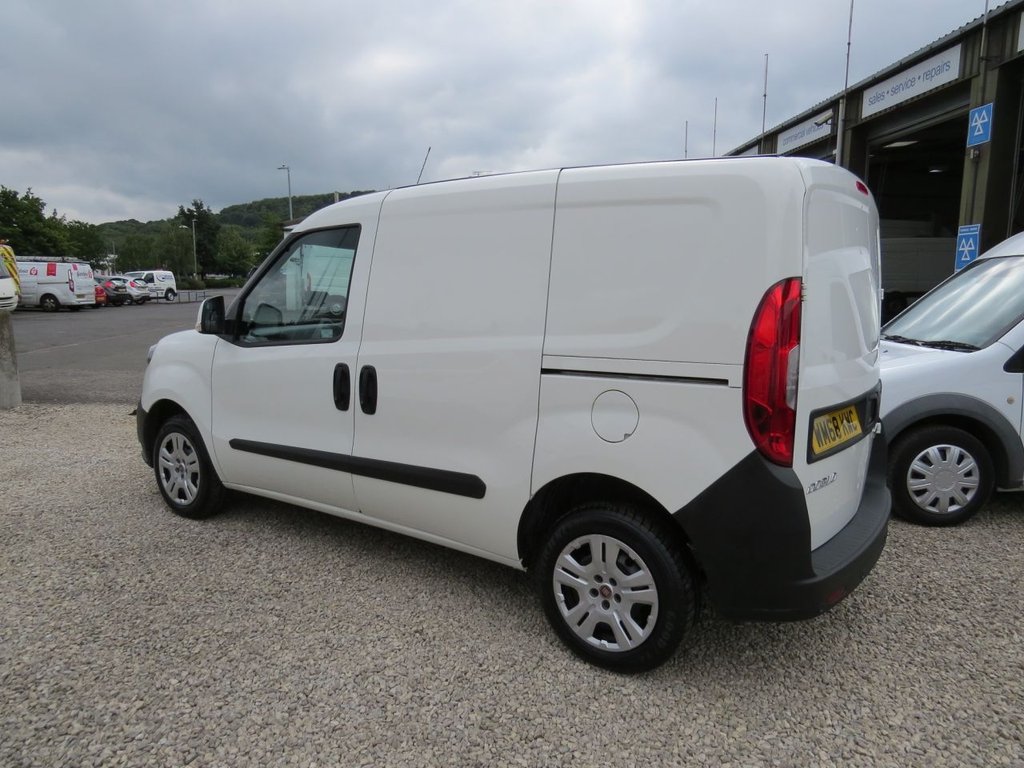 Used Fiat Doblo 2018 for sale - 76820528: Photo 11