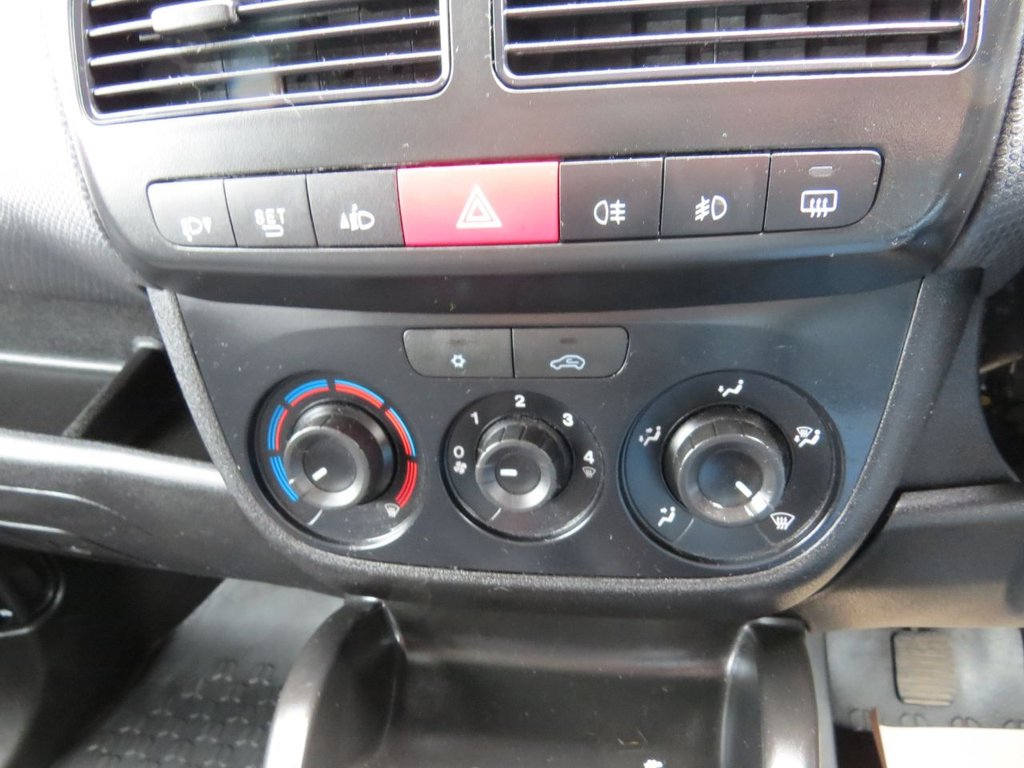 Used Fiat Doblo 2018 for sale - 76820528: Photo 23