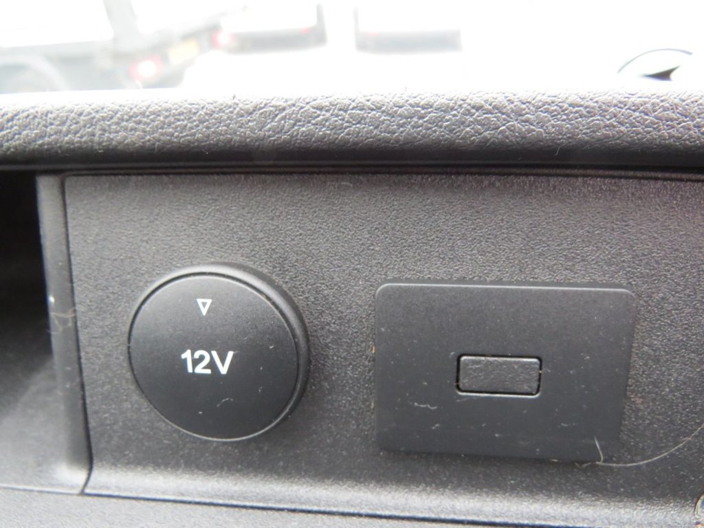 Used Ford Transit Custom 2019 for sale - 76820323: Photo 32