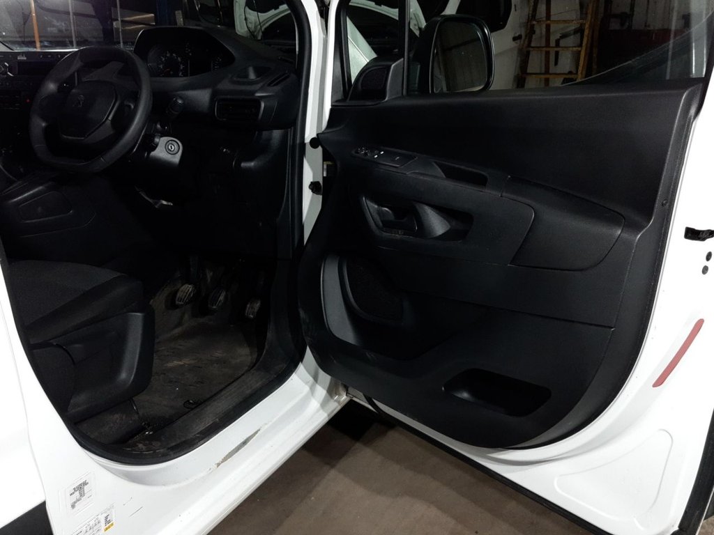 Used Peugeot Partner 2021 for sale - 77145602: Photo 17