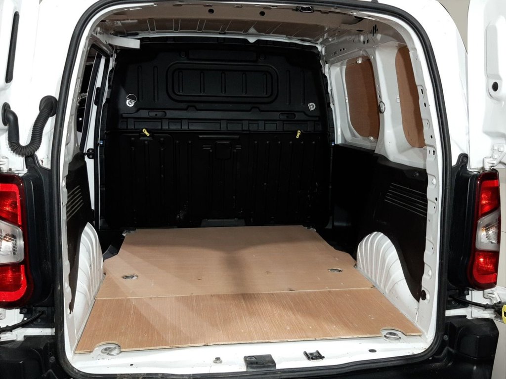 Used Peugeot Partner 2021 for sale - 77145602: Photo 2