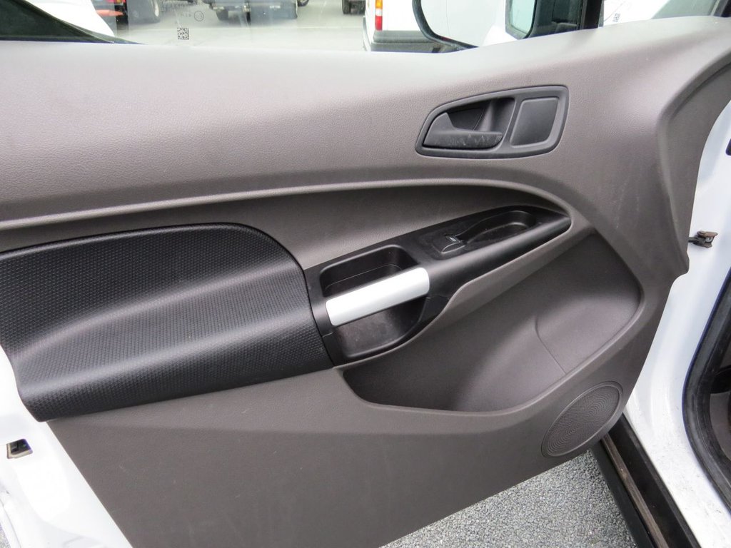Used Ford Transit Connect 2018 for sale - 76820316: Photo 23