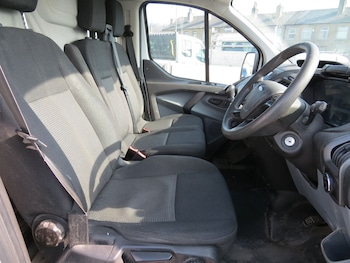 Used Ford Transit Custom 2018 for sale - 76820576: Photo