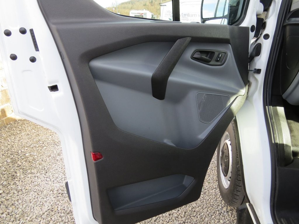 Used Ford Transit Custom 2018 for sale - 76820643: Photo 35