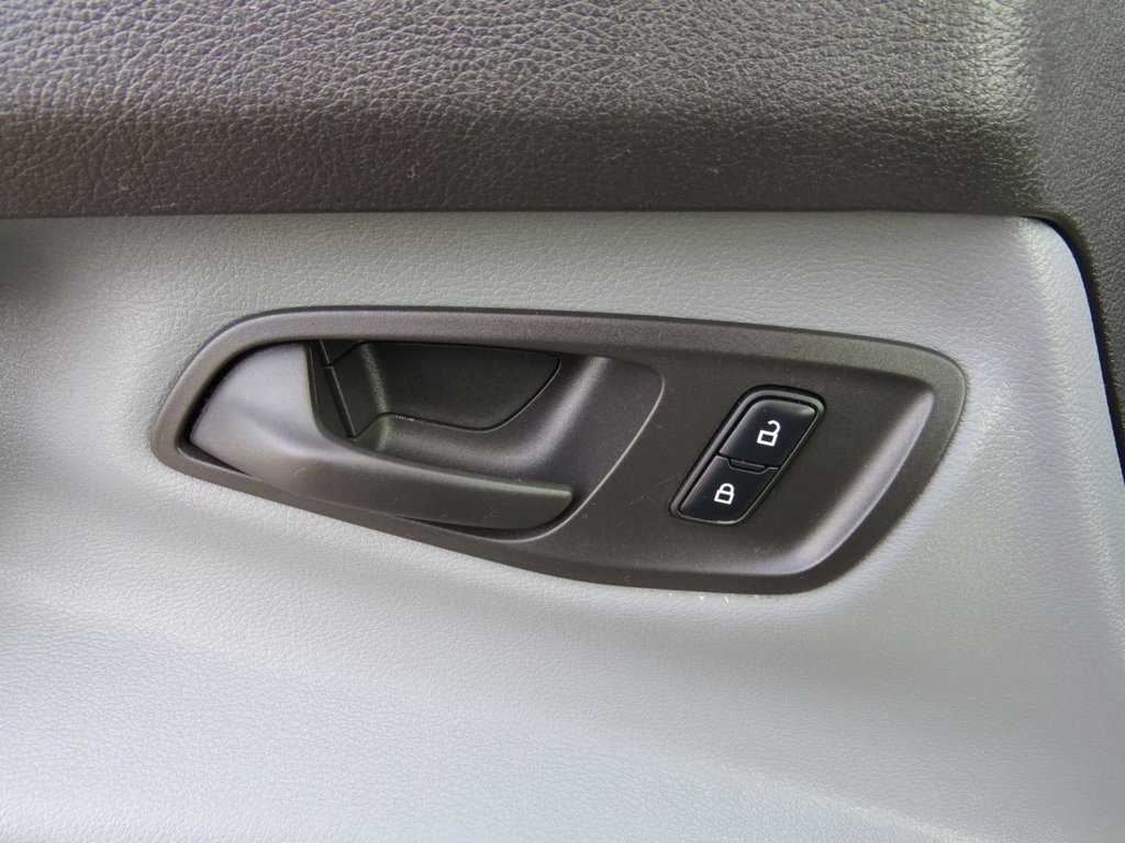 Used Ford Transit Custom 2018 for sale - 76820643: Photo 36