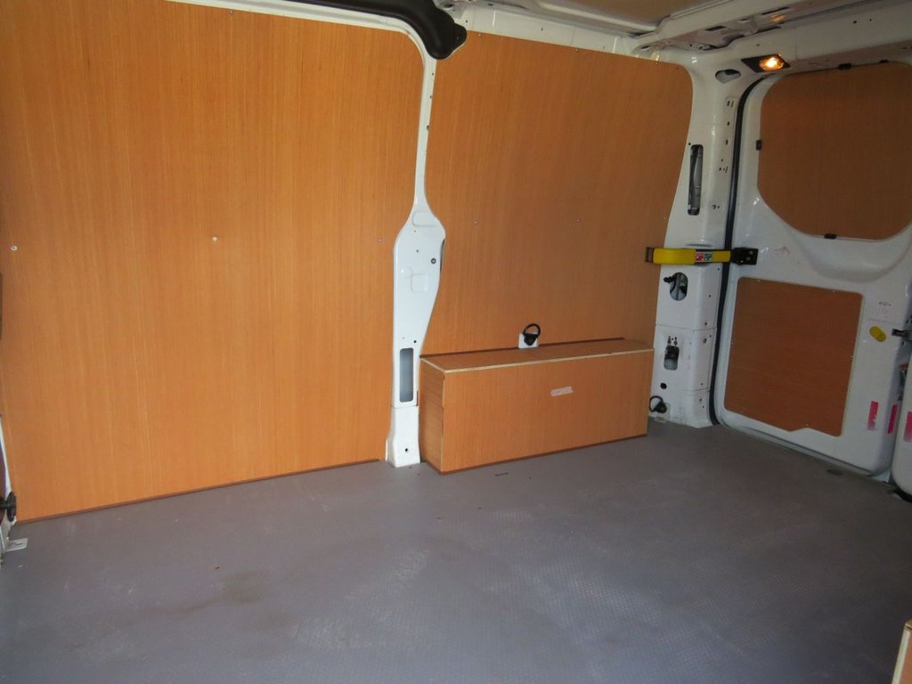 Used Ford Transit Custom 2018 for sale - 76820643: Photo 5