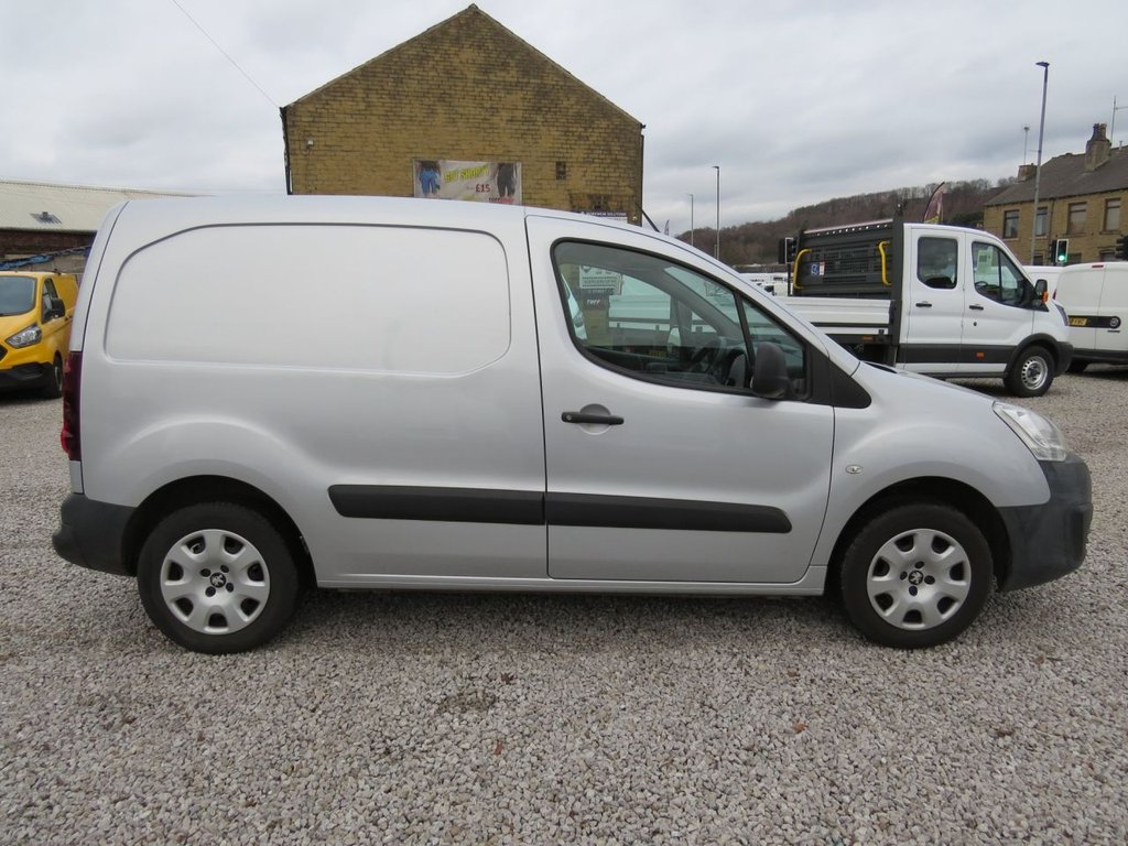 Used Peugeot Partner 2018 for sale - 78082333: Photo 11