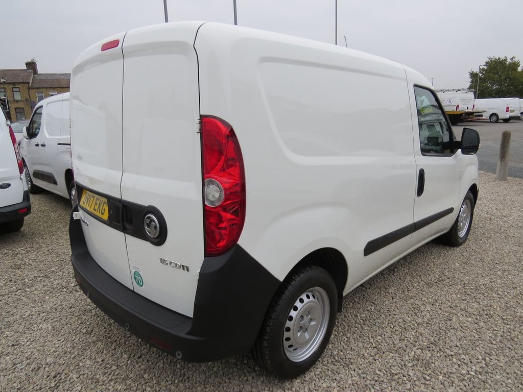 Used Vauxhall Combo 2017 for sale - 76820356: Photo 10