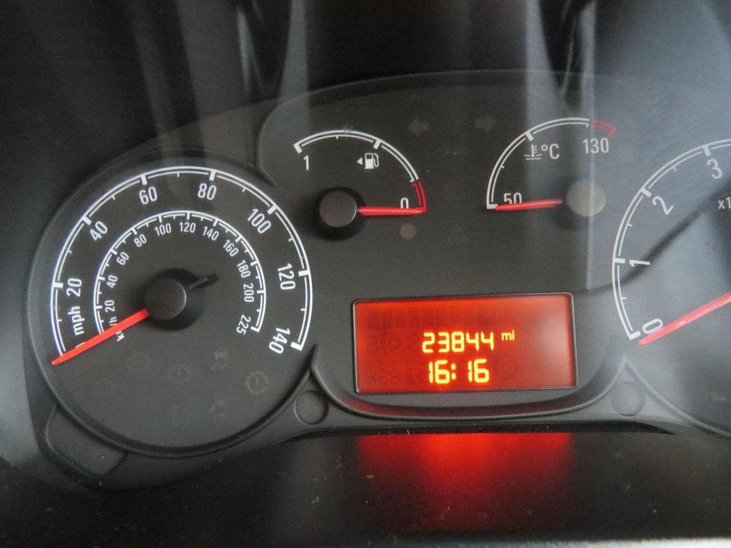 Used Vauxhall Combo 2017 for sale - 76820356: Photo 20