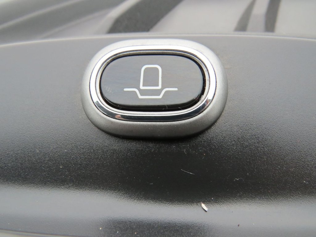 Used Vauxhall Combo 2017 for sale - 76820356: Photo 25