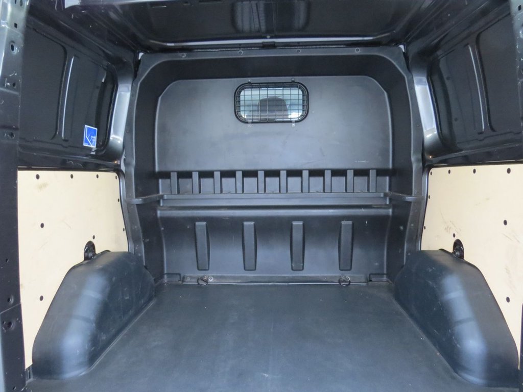 Used Ford Transit Custom 2019 for sale - 76820456: Photo 2