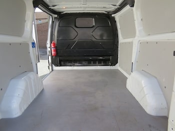 Used Ford Transit Custom 2017 for sale - 76820540: Photo