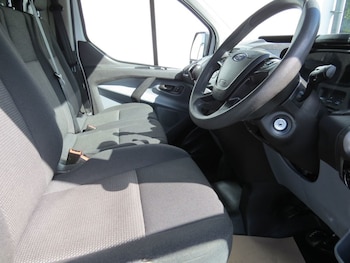 Used Ford Transit Custom 2017 for sale - 76820540: Photo