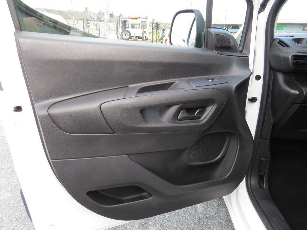 Used Vauxhall Combo 2021 for sale - 76820450: Photo 34