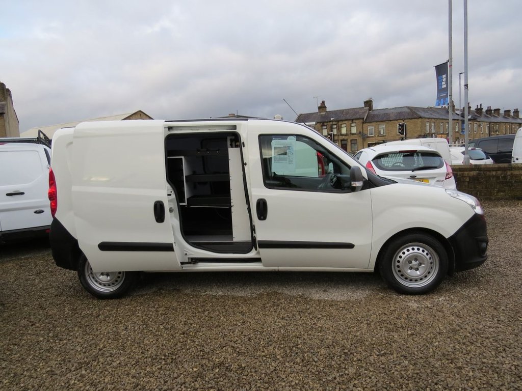 Used Vauxhall Combo 2018 for sale - 76820626: Photo 11