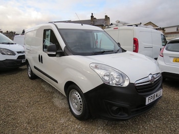 Used Vauxhall Combo 2018 for sale - 76820626: Photo